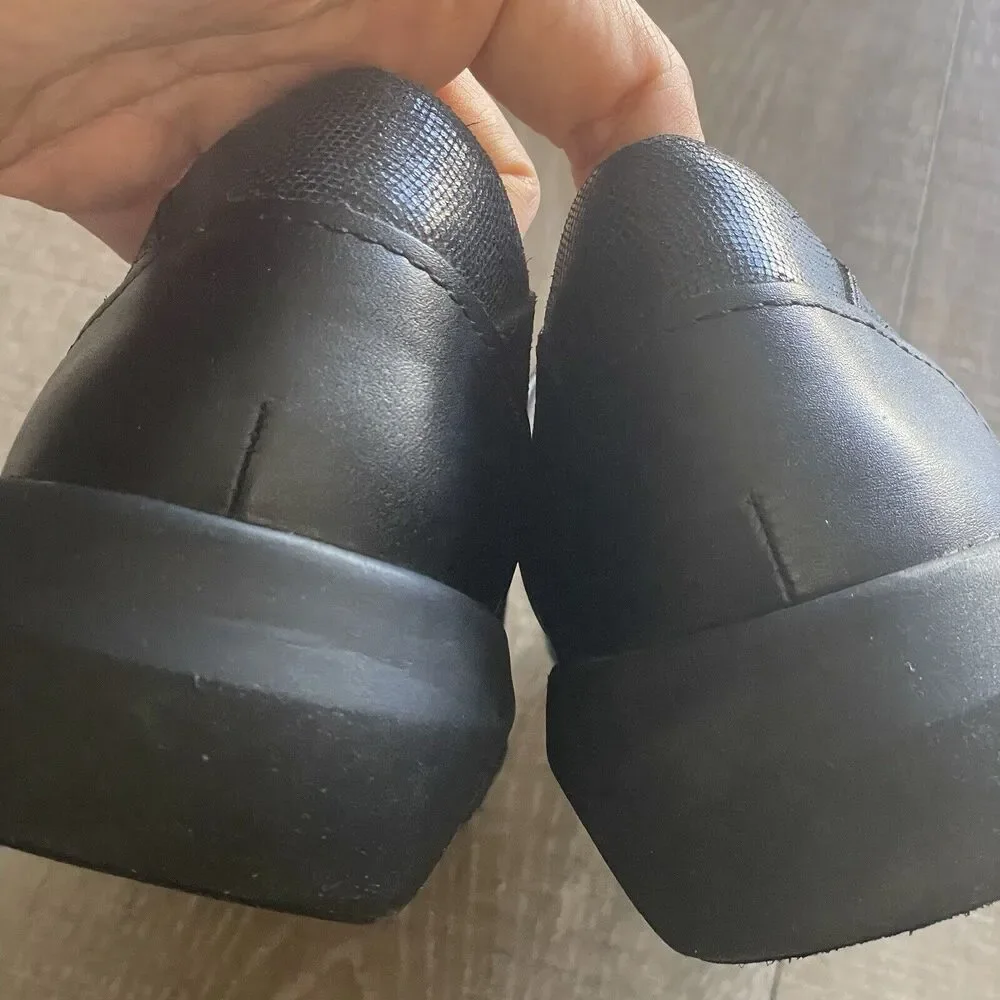 Clarks Kayleigh Loafers Slip On Comfort Black Leather Flats Women’s 9M/40 career
